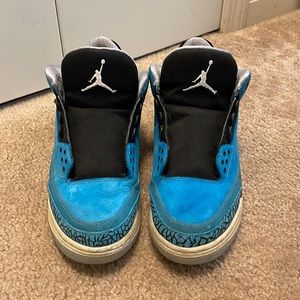 Air Jordan 3 Powder Blue